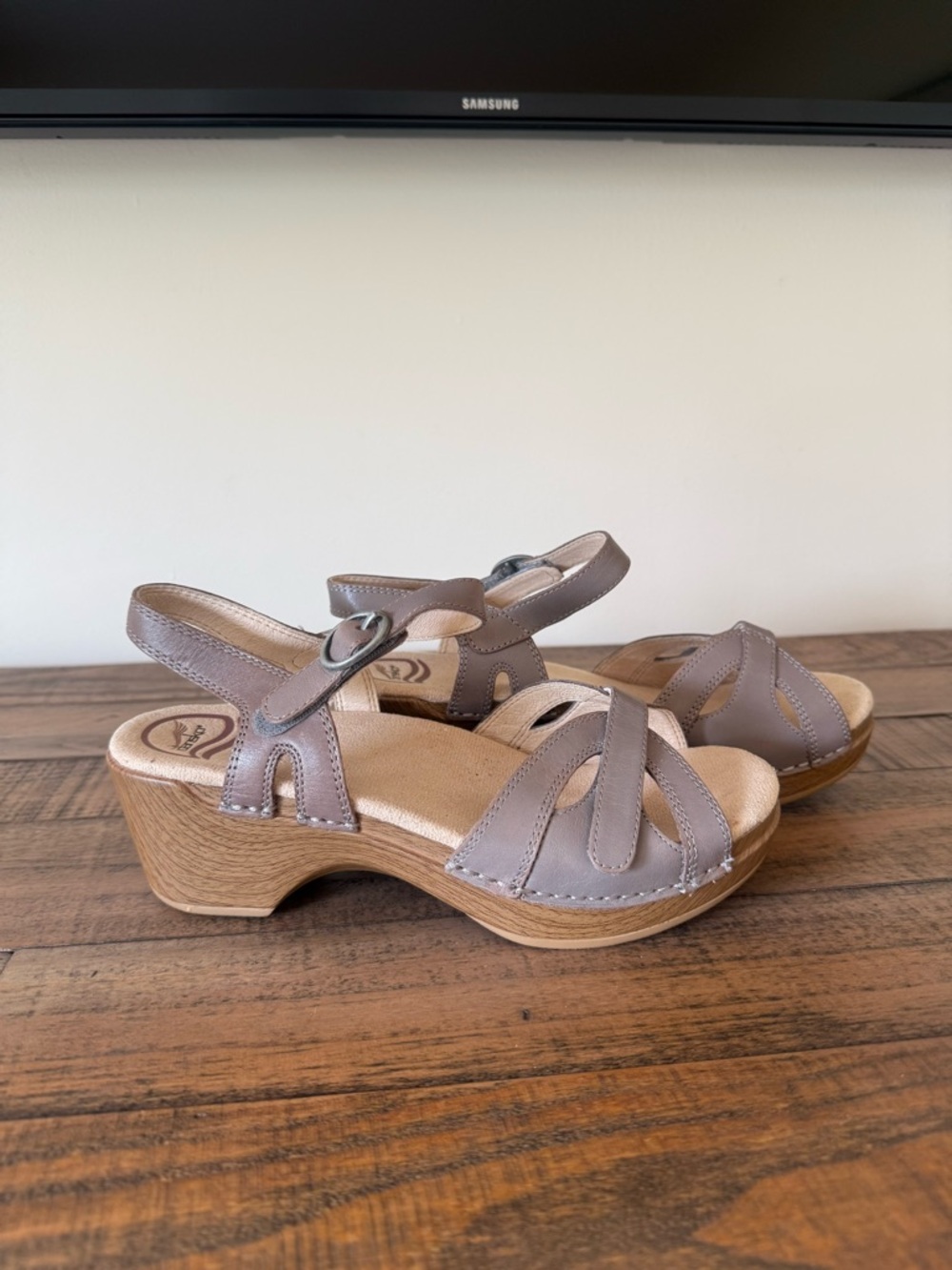 Dansko Women's Taupe Leather Slingback Sandals